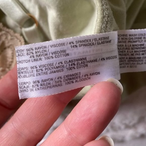 Ladies Stretch Cami Lace Detail - Picture 7 of 7